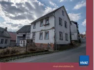 Titelbild für GRUNDSTÜCK UND GEBÄUDE: Das 396 m² große Grundstück ist aktuell